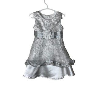Youngland Girl Size 2T Holiday Sequin Sparkle Layered Silver White Formal Dress